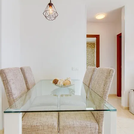 Sara Apartman