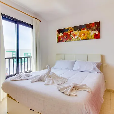 Sara Apartman Playa Blanca
